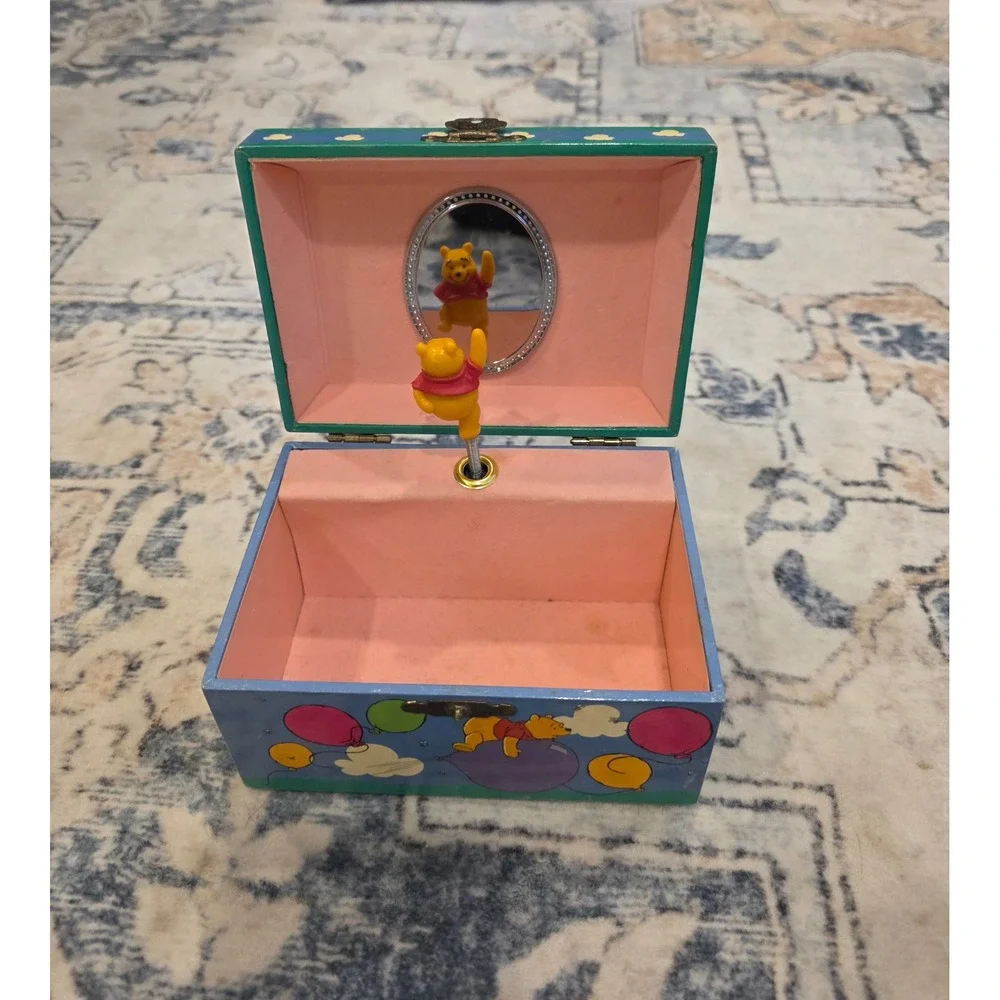 Vintage Disney Winnie‎ the Pooh Kreisler Musical Trinket Jewelry Box